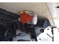 TOC1273_2826847 vehicle image