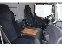 TOC1273_2920878 vehicle image