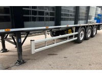 INTG9387_2730068 vehicle image
