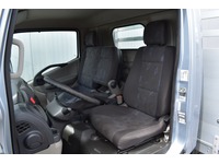 TOC1273_2913418 vehicle image