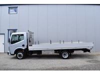 TOC1273_2913418 vehicle image