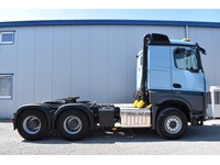 TOC1273_2693929 vehicle image