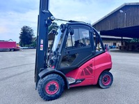 MBTR124_2894606 vehicle image