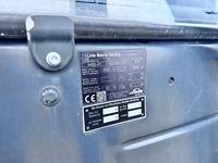 MBTR124_2894606 vehicle image