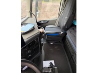 INTG9387_2886690 vehicle image