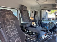 AGRO3463_2906336 vehicle image