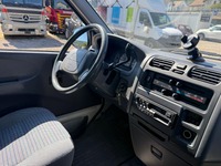 KEED2067_2967134 vehicle image
