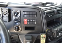 TOC1273_2729162 vehicle image