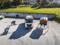 BARR136_2727611 vehicle image