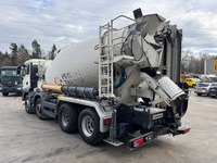 AGRO3463_2778301 vehicle image