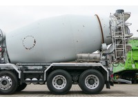 DOLD2821_2720115 vehicle image