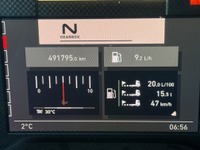 THOM6454_2859594 vehicle image