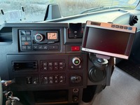 THOM6454_2859594 vehicle image