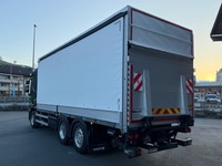 THOM6454_2859594 vehicle image