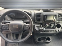 Anne38_2776302 vehicle image