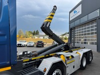 AGRO3463_3001550 vehicle image