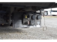 TOC1273_2811442 vehicle image