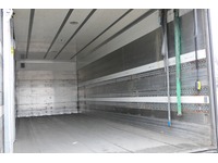 DOLD2821_2830255 vehicle image