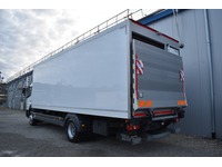 TOC1273_2766269 vehicle image