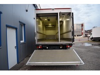 TOC1273_2766269 vehicle image