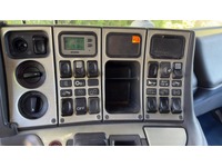 EDEL3159_2978890 vehicle image