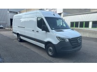 AUKL8793_2700840 vehicle image