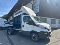 SOMM2698_2757037 vehicle image