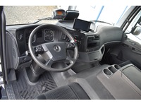 TOC1273_2751083 vehicle image