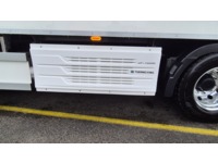 Rena3_2815028 vehicle image