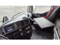 Rena3_2815028 vehicle image