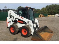 RINA4324_2917792 vehicle image