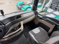 UNIK8334_2912817 vehicle image