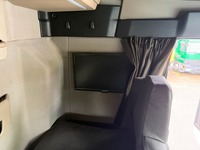UNIK8334_2912817 vehicle image