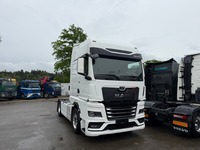 UNIK8334_2912817 vehicle image