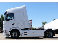 DOLD2821_3014202 vehicle image