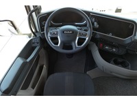 DOLD2821_3014202 vehicle image