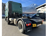 SAUR7607_2774152 vehicle image