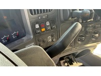 ZELJ895_2949569 vehicle image