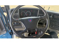 ZELJ895_2949569 vehicle image