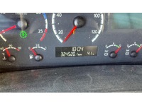 ZELJ895_2949569 vehicle image