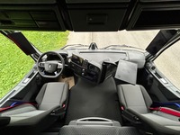 WIND191_2732206 vehicle image