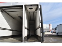 TOC1273_2817038 vehicle image