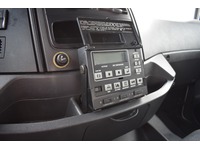 TOC1273_2817038 vehicle image