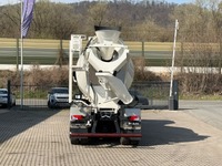 TMR8055_2868656 vehicle image