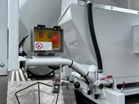 TMR8055_2752532 vehicle image