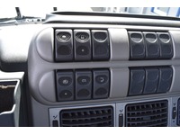 TOC1273_2886925 vehicle image