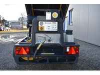 TOC1273_2775719 vehicle image