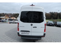 LIEZ3222_2771449 vehicle image