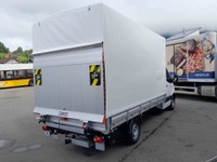 ALTH1974_2647589 vehicle image