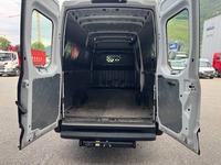 THOM6454_2671839 vehicle image